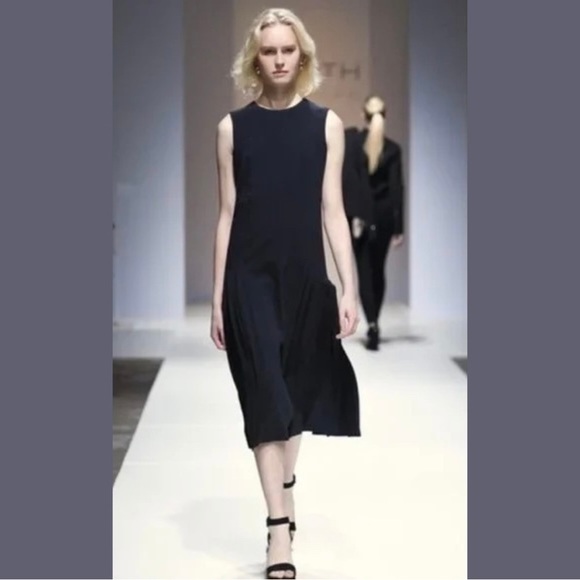 NWT WORTH designer Dark Navy Satin Back Crepe Betina Dress, size 8